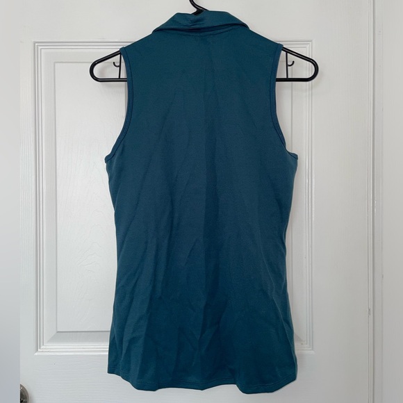 Adidas sleeveless golf polo (S) - Picture 10 of 15